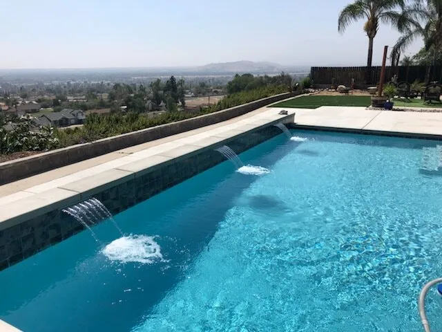 Pool services in Palm Desert